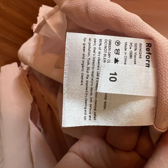 Reformation Evelyn Dress in Blush - NWT - Picture 8 of 8